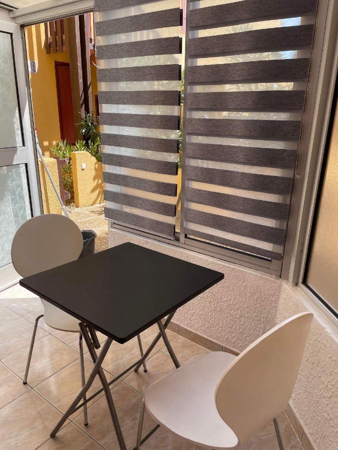 Coquet Studio A 150M De La Plage Lägenhet Le Barcarès Exteriör bild